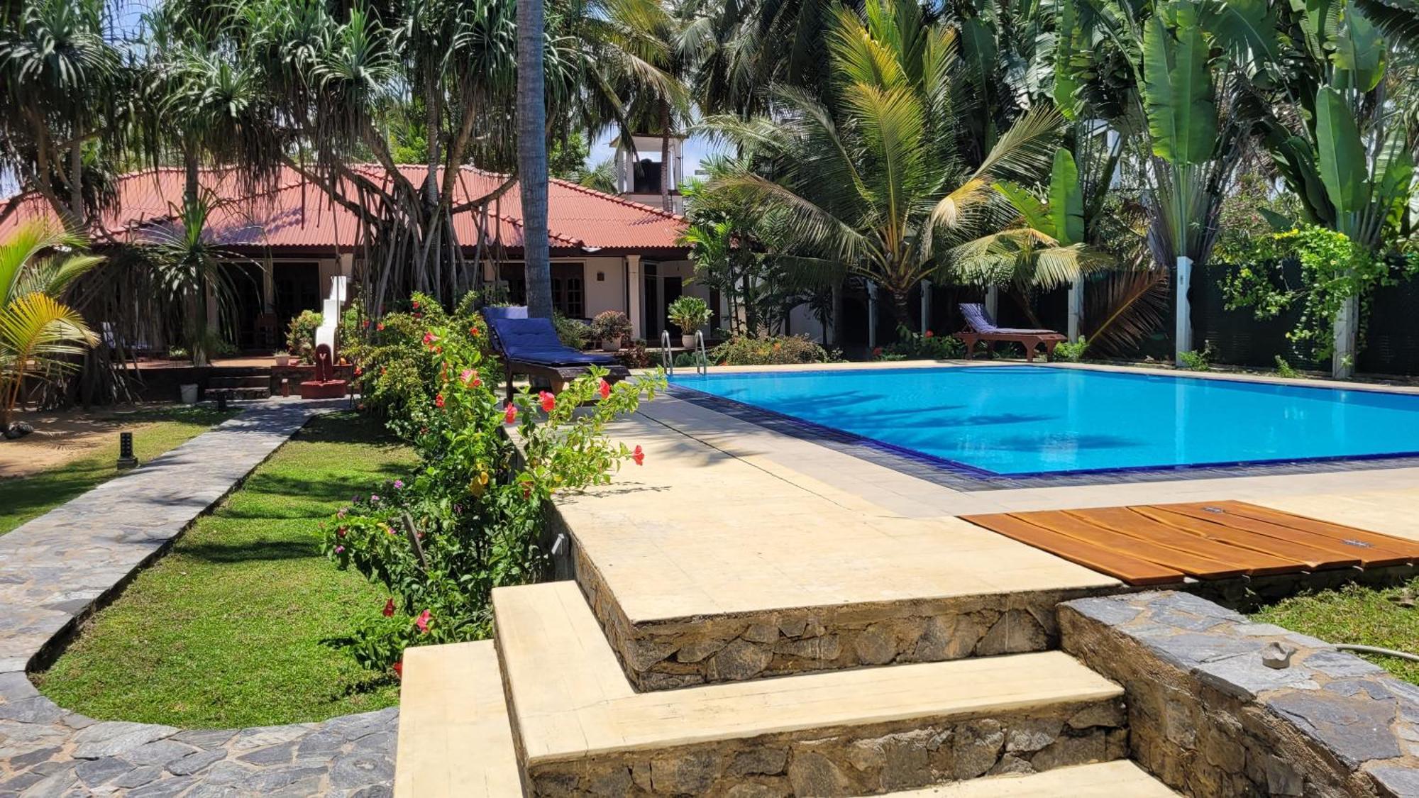 Czech House Villa Tangalle Exterior photo
