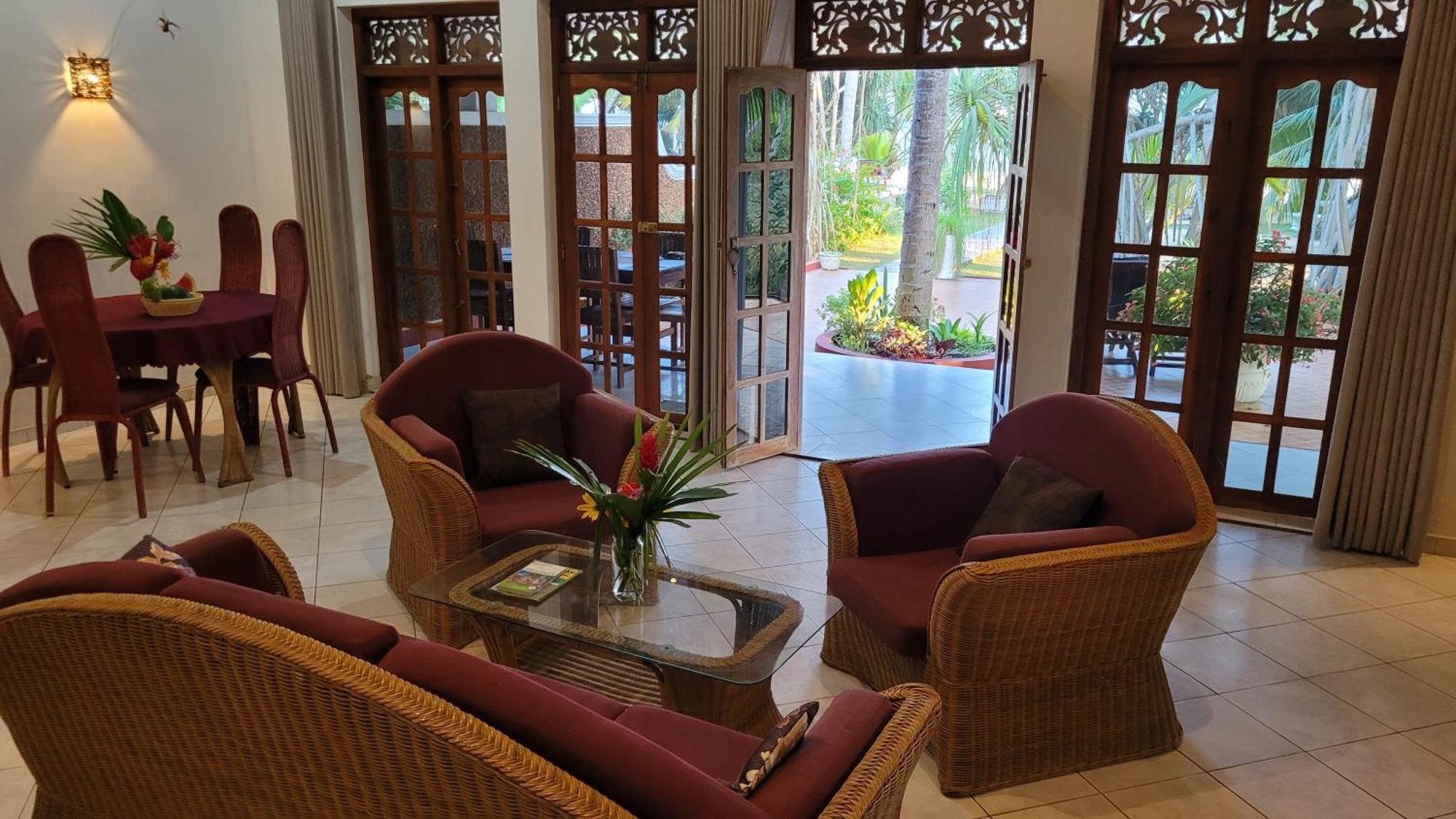 Czech House Villa Tangalle Exterior photo