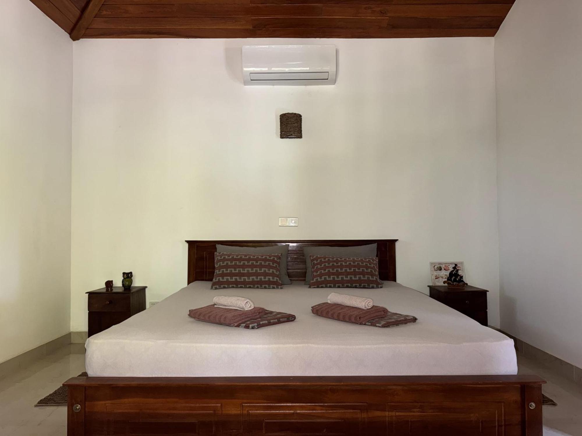 Czech House Villa Tangalle Exterior photo