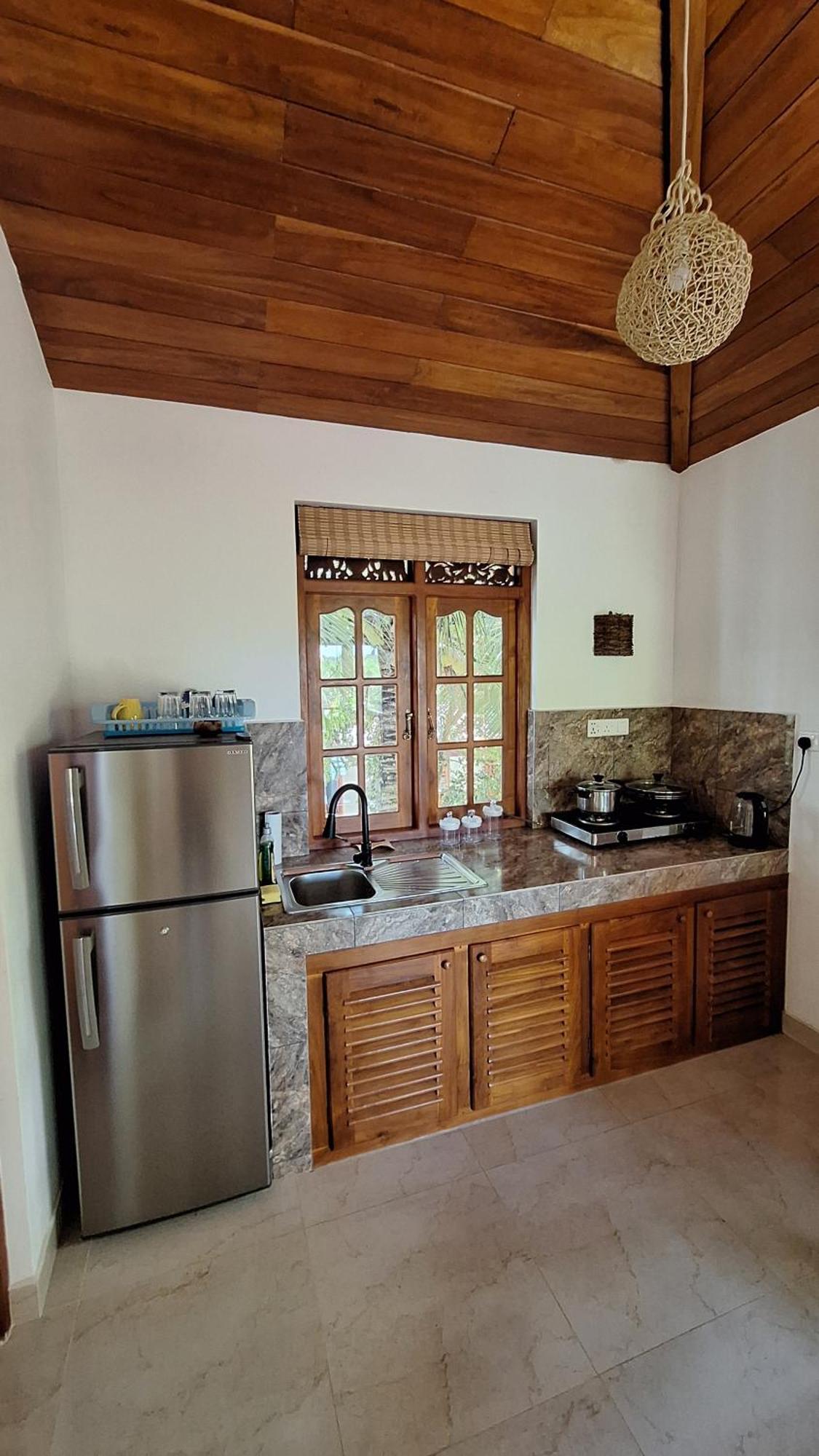Czech House Villa Tangalle Exterior photo